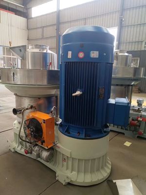 380V 50HZ Biomass Pellet Machine 1.5-2t/H 3 Phase Biomass Pelletizer