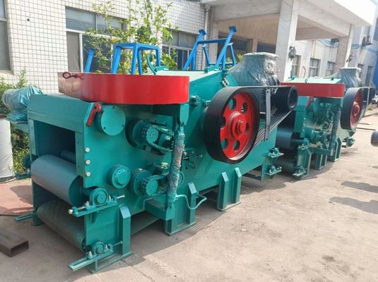 Automatic Wood Crusher Machine With Chipper Wood Chipper Hydraulic Feed