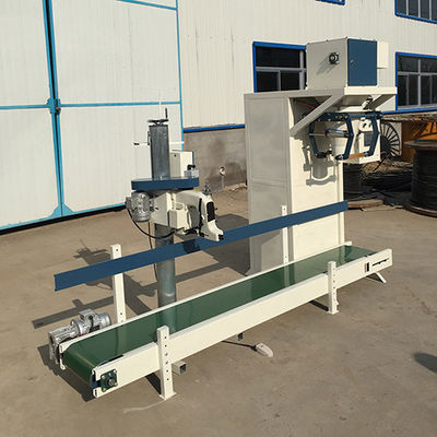 Système d'emballage de granulés 380V Portée de remplissage 20-50 kg Machine automatique de pesage et d'emballage