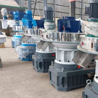 1.5-2 t/h Machine à pellets à base de biomasse 3 phases