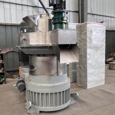 Small Wood Pellet Mill Wood Pellet Processing Equipment 6-10mm Pellet Hole Diameter