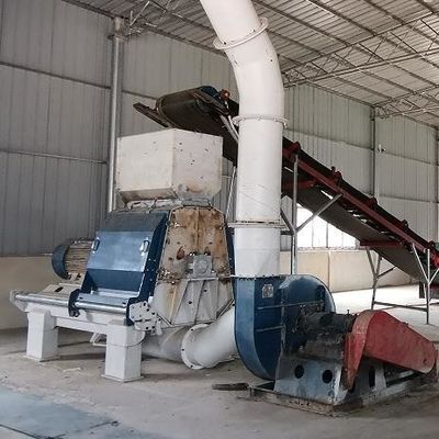 Machine de concassage de bois à grande vitesse moulin à marteaux à copeaux de bois durable