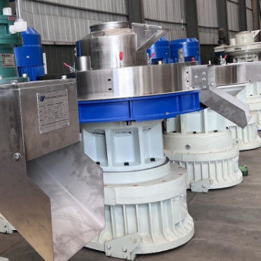 Air-Cooled Radiator Cool Down The Gear Oil In Wood Pellet Making Machine 2 Years Gear Warranty