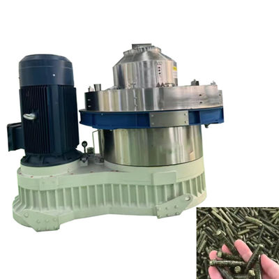 13000 kg Double Layer Vertical Ring Die Biomass Pellet Machine For Wood Sawdust