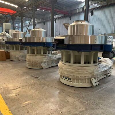 250kW Heavy-Duty Wood Pellet Machine with 3.5-5.5tons per hour Capacity Biomass Pellet Mill
